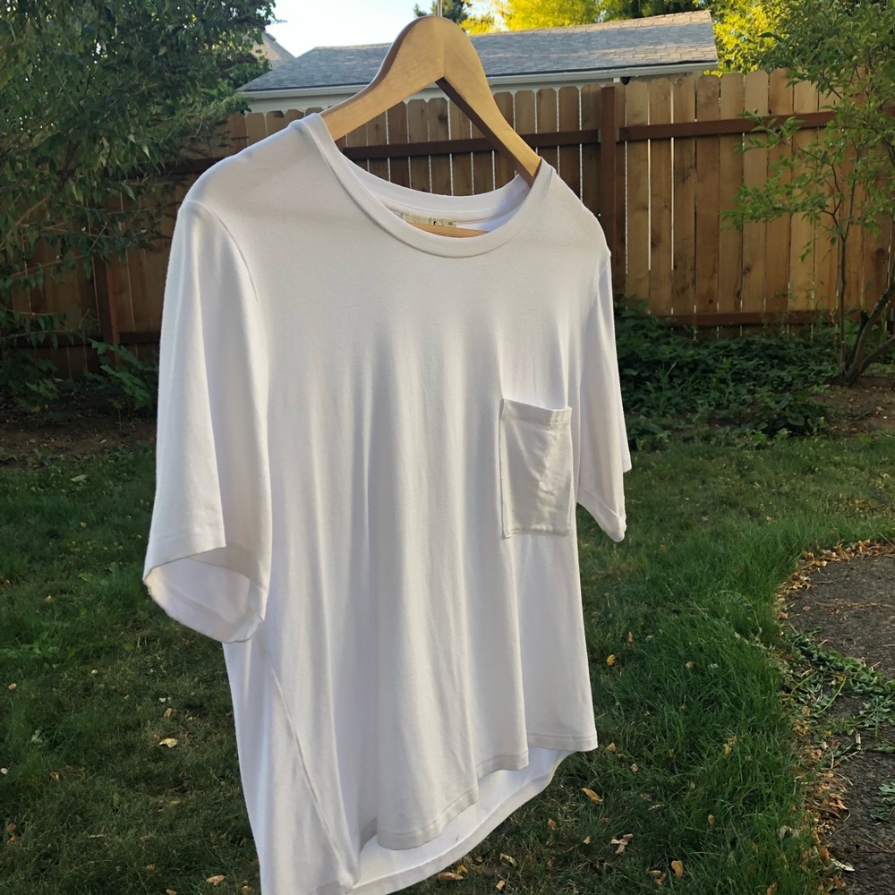 Wilfred Free White Pocket Tee